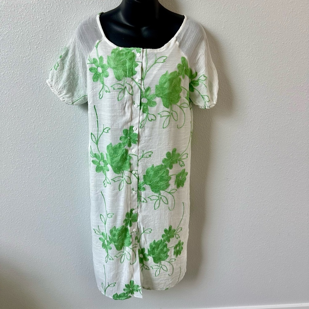 Chic Green Floral Midi Dress‎